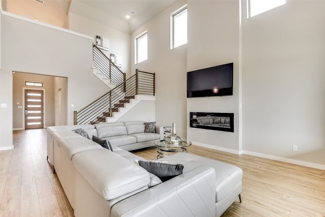 235 Half Moon Drive, Waxahachie, TX 75165