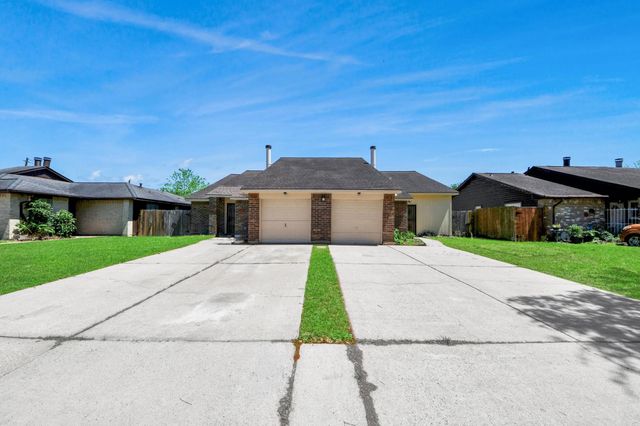 16425 Monte Carlo Lane, Houston, TX 77053