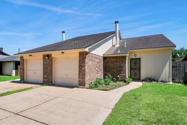 16425 Monte Carlo Lane, Houston, TX 77053