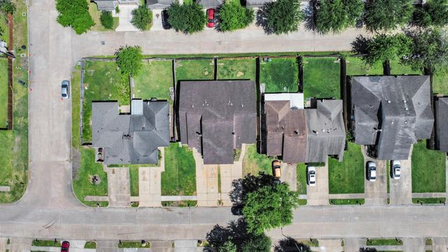 16425 Monte Carlo Lane, Houston, TX 77053