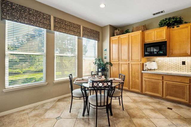 10829 LA ALBERCA, San Diego, CA 92127