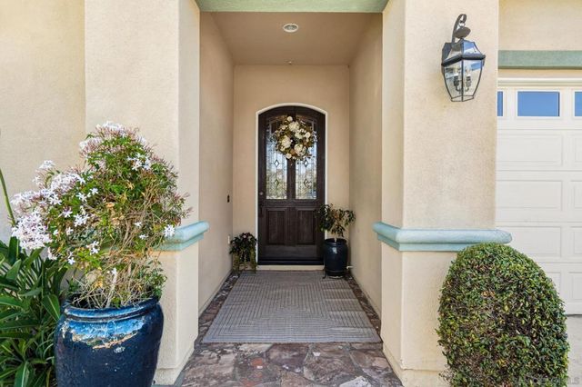 10829 LA ALBERCA, San Diego, CA 92127