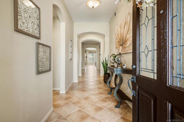 10829 LA ALBERCA, San Diego, CA 92127