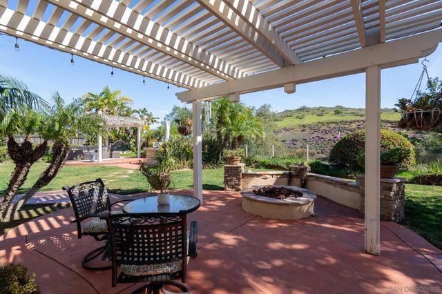 10829 LA ALBERCA, San Diego, CA 92127