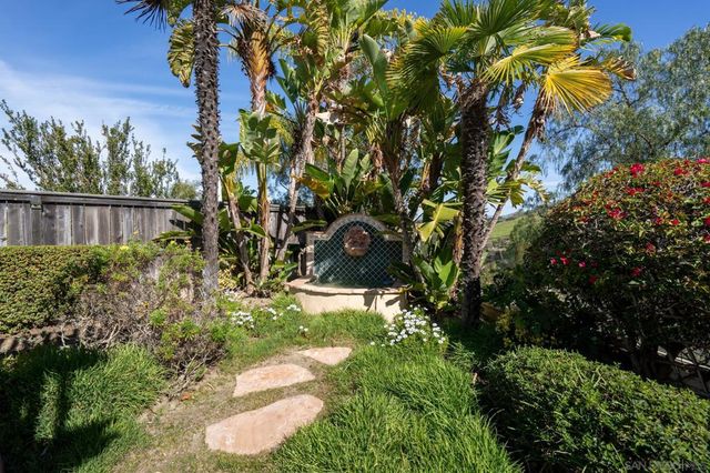 10829 LA ALBERCA, San Diego, CA 92127