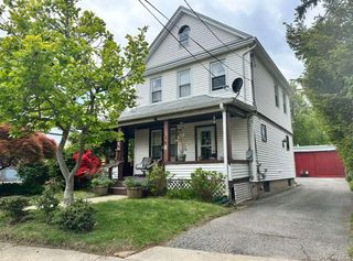 32 Herbert Avenue, Port Washington, NY 11050