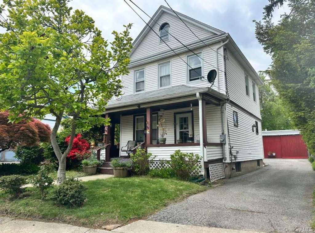 32 Herbert Avenue, Port Washington, NY 11050