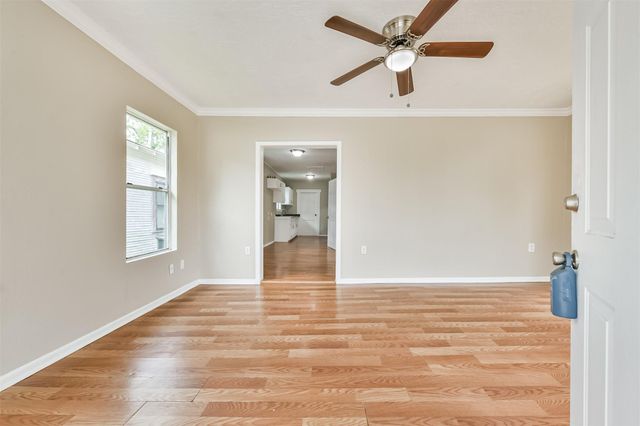 7615 Avenue E, Houston, TX 77012