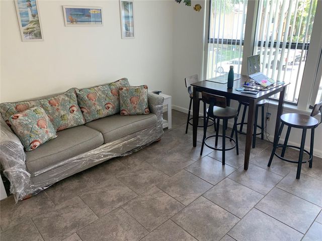 4049 CROCKERS LAKE BOULEVARD 25, Sarasota, FL 34238