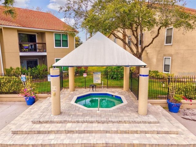 4049 CROCKERS LAKE BOULEVARD 25, Sarasota, FL 34238