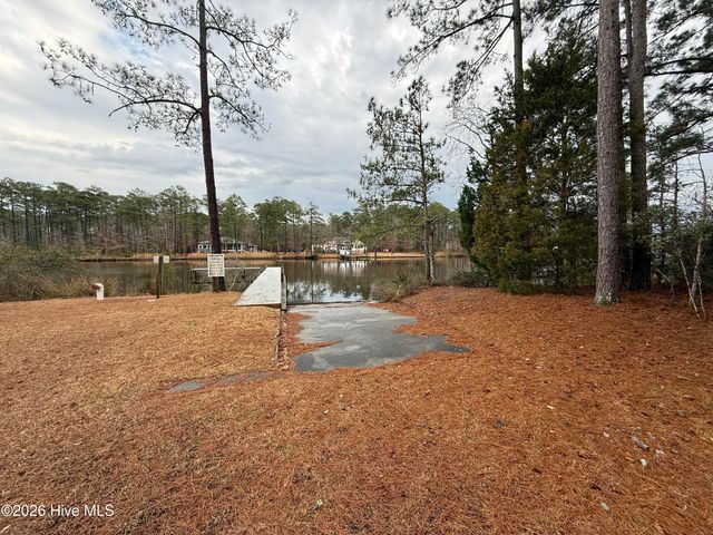 180 Tall Pines Drive, Oriental, NC 28571