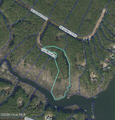 180 Tall Pines Drive, Oriental, NC 28571