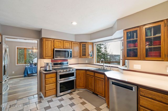 9502 Dinaaka Circle, Eagle River, AK 99577