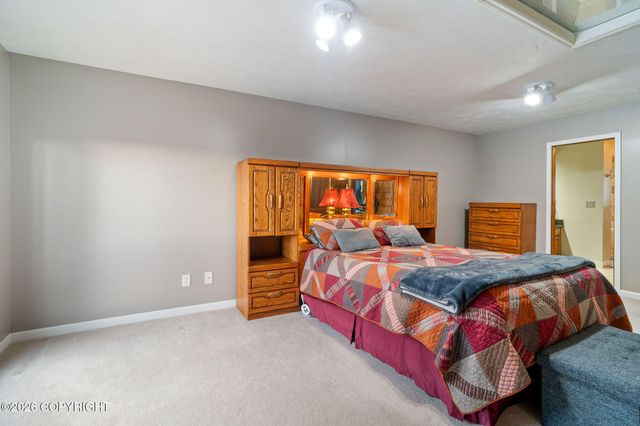 9502 Dinaaka Circle, Eagle River, AK 99577