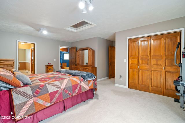 9502 Dinaaka Circle, Eagle River, AK 99577