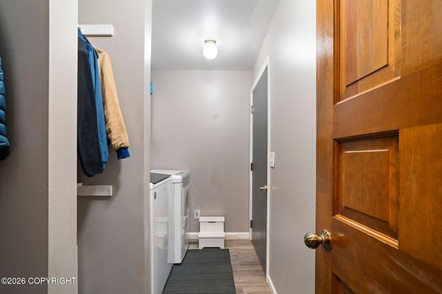 9502 Dinaaka Circle, Eagle River, AK 99577