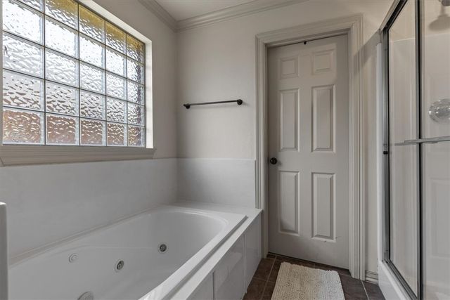 1939 N Batsford Drive, Fayetteville, AR 72704