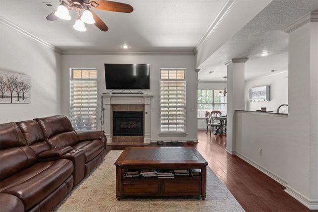 1939 N Batsford Drive, Fayetteville, AR 72704