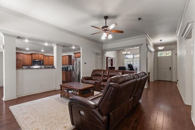 1939 N Batsford Drive, Fayetteville, AR 72704