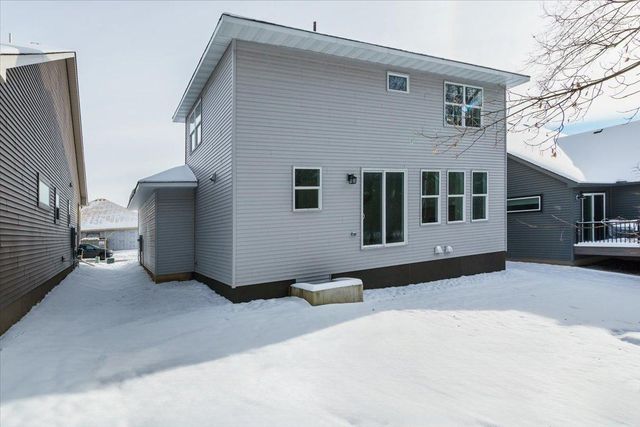 7805 Ava Trail, Inver Grove Heights, MN 55077