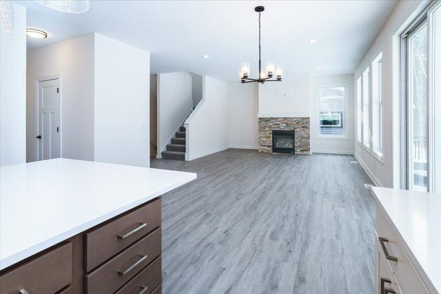 7805 Ava Trail, Inver Grove Heights, MN 55077