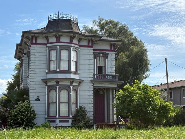 Address unavailable.