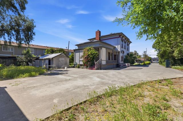 801 South Street, Hollister, CA 95023