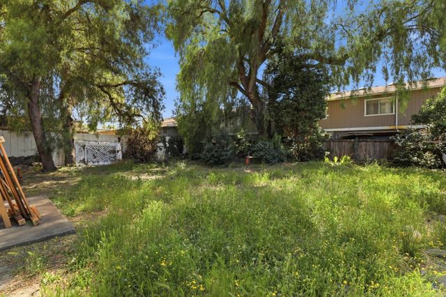 801 South Street, Hollister, CA 95023