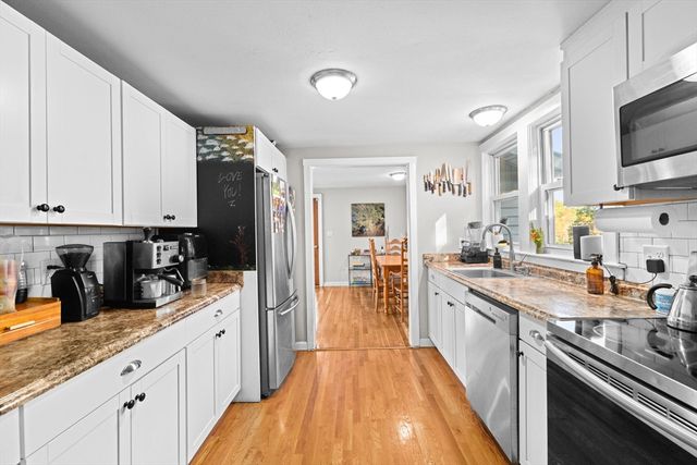 52 Circuit Ave, Weymouth, MA 02188