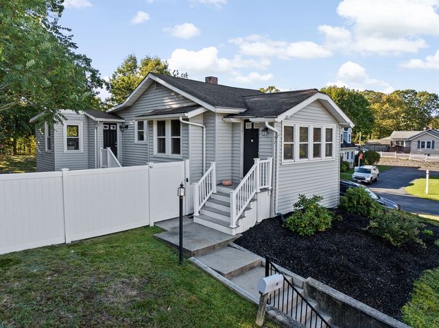 52 Circuit Ave, Weymouth, MA 02188