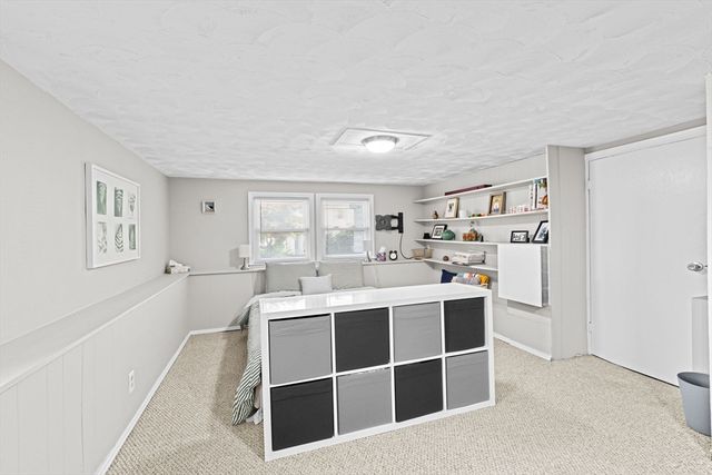 52 Circuit Ave, Weymouth, MA 02188