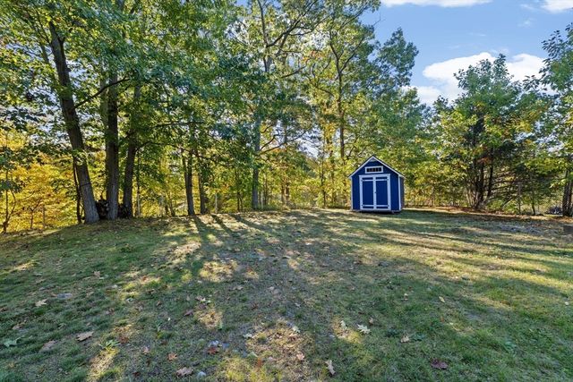 52 Circuit Ave, Weymouth, MA 02188