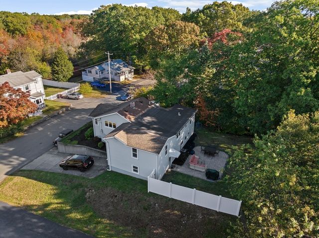 52 Circuit Ave, Weymouth, MA 02188