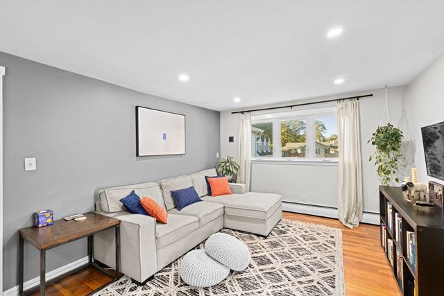 52 Circuit Ave, Weymouth, MA 02188