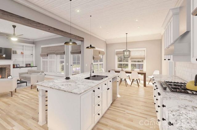 606 Stonecroft Court SE, Lenoir, NC 28645