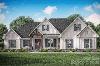 606 Stonecroft Court SE, Lenoir, NC 28645