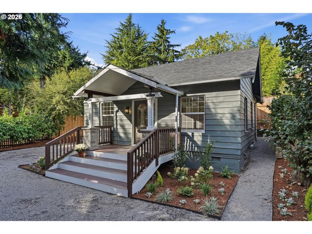 725 Sw TAYLORS FERRY Rd, Portland, OR 97219