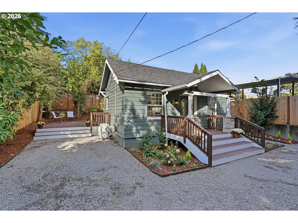 725 Sw TAYLORS FERRY Rd, Portland, OR 97219