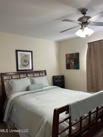 1664 Beach Boulevard, F103, Biloxi, MS 39531