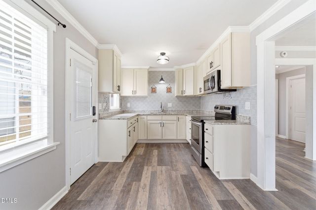 1401 Ashe Street, Burlington, NC 27217