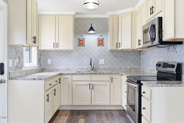 1401 Ashe Street, Burlington, NC 27217