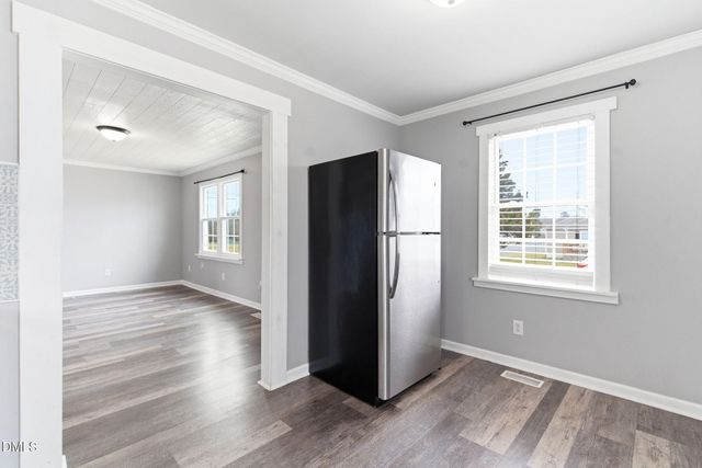 1401 Ashe Street, Burlington, NC 27217