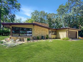 4016 83rd PLACE, Kenosha, WI 53142