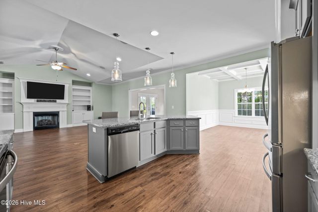 307 Lightning Bug Lane, Holly Ridge, NC 28445