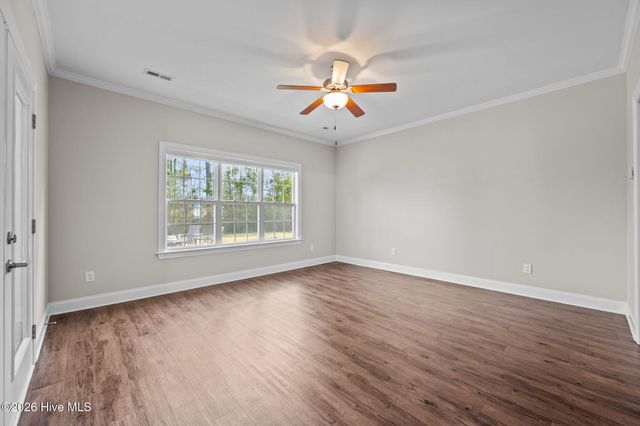 307 Lightning Bug Lane, Holly Ridge, NC 28445