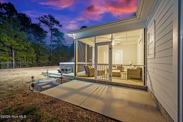 307 Lightning Bug Lane, Holly Ridge, NC 28445