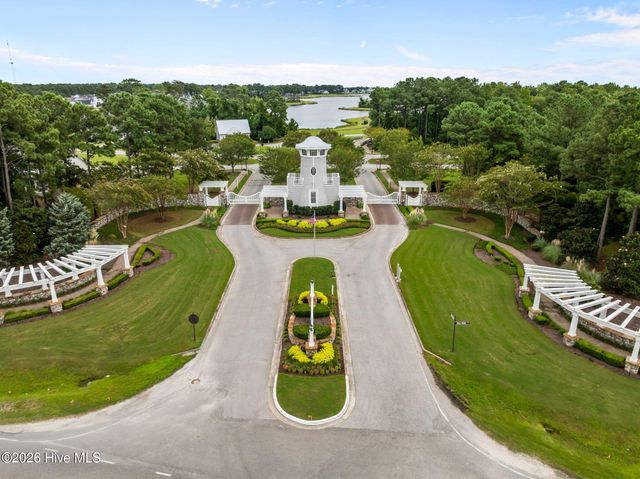 307 Lightning Bug Lane, Holly Ridge, NC 28445