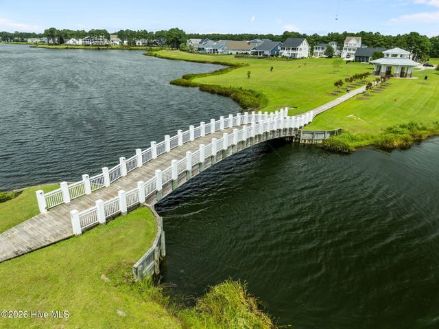 307 Lightning Bug Lane, Holly Ridge, NC 28445