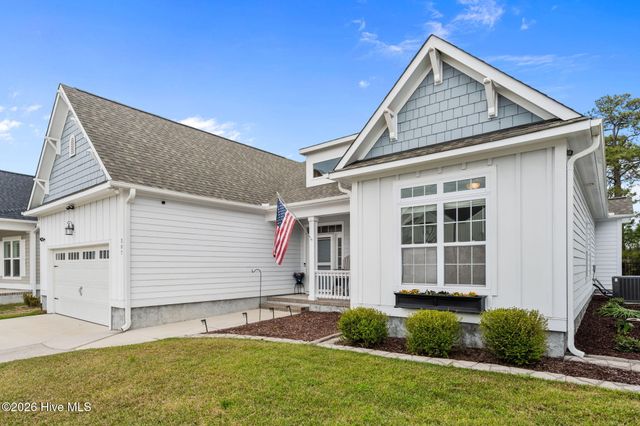 307 Lightning Bug Lane, Holly Ridge, NC 28445