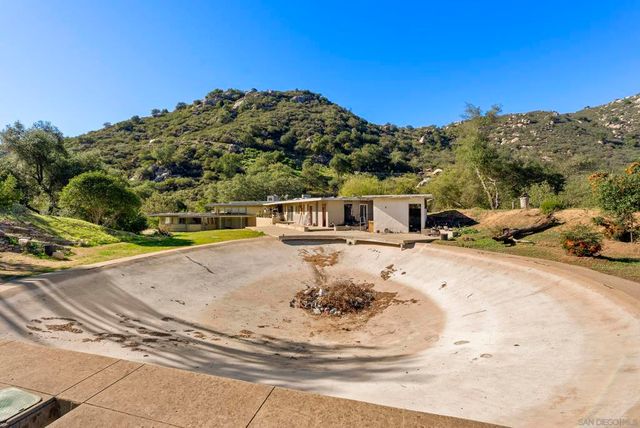 26448 N Lake Wohlford Rd, Valley Center, CA 92082